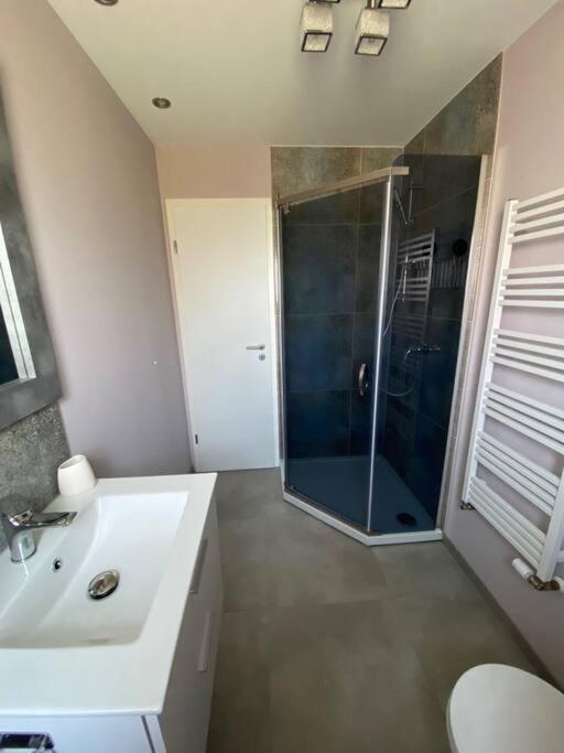 Moderne Und Stilvolle 3 Zimmer Wohnung Μπαϊρόιτ Εξωτερικό φωτογραφία